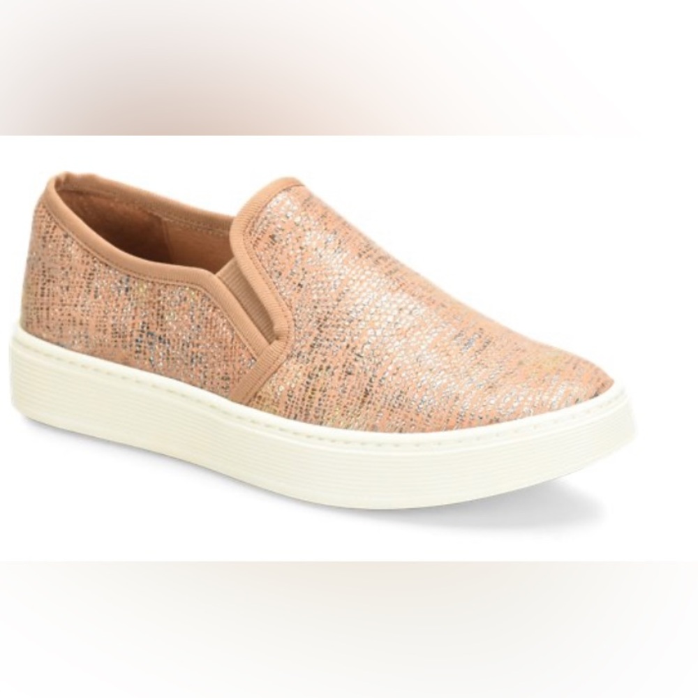 Sofft Brand Shoes: Sporty Slip-on Shoe (Style: Somers Tan-Multi color)